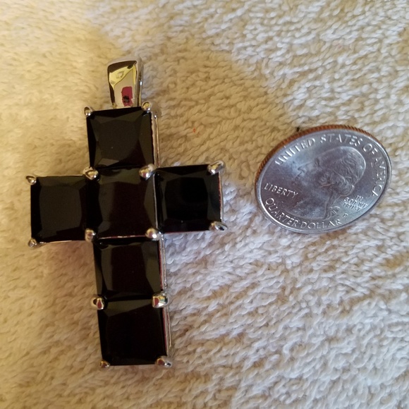 Ludia Black Magnetic Cross Brooch,  Religious - Picture 2 of 6